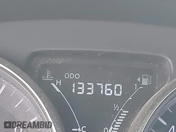 ✅ 2017 Nissan Versa SV • VIN: 3N1CN7AP2HK463994 • Lot: 42381723. Listed on IAAI with 133,760 mi. Free auction sales archive from the USA and detailed vehicle history report at DreamBid. Image 15.