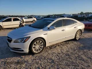 ✅ 2018 Buick LaCrosse Premium • VIN: 1G4ZR5SZXJU129245 • Lot: 80992594. Wystawiony na Copart z przebiegiem 109 689 mil. Bezpłatny archiwum sprzedaży aukcyjnych z USA i szczegółowy raport historii pojazdu na DreamBid. Zdjęcie 1.
