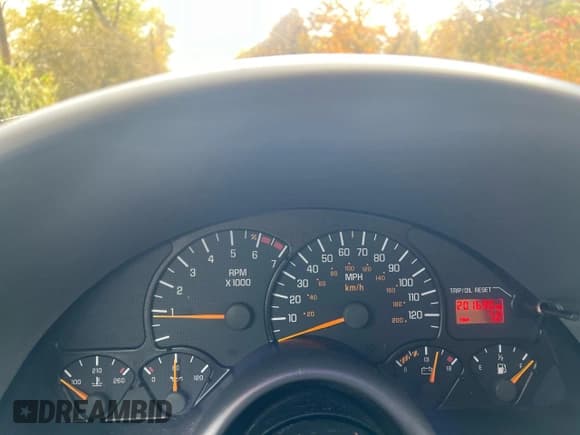 ✅ 1999 Pontiac Firebird Firebird • VIN: 2G2FS22K9X2215744 • Lot: 89608335. Listed on Copart with 201,690 mi. Free auction sales archive from the USA and detailed vehicle history report at DreamBid. Image 8.