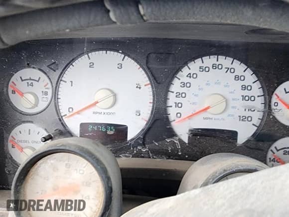 2003 Dodge 3500 ST z VIN 3D3MU48C13G831638, wystawiony jako Copart lot #75489004 z przebiegiem 247 635 mil mil oraz Szkoda całkowita • Salvage title. Historia ofert i sprzedaży dostępna na DreamBid. Obrazek 9.