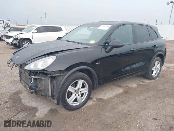 ✅ 2013 Porsche Cayenne Diesel • VIN: WP1AF2A25DLA27373 • Lot: 42468786. Listed on IAAI with 212,933 mi. Free auction sales archive from the USA and detailed vehicle history report at DreamBid. Image 18.