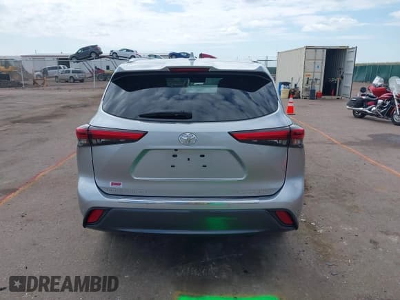 ✅ 2020 Toyota Highlander Limited • VIN: 5TDDZRBH8LS025843 • Lot: 43089183. Listed on IAAI with 44,177 mi. Free auction sales archive from the USA and detailed vehicle history report at DreamBid. Image 16.