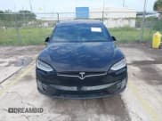 ✅ 2020 Tesla Model X Long Range • VIN: 5YJXCDE24LF234123 • Lot: 42704369. Wystawiony na IAAI z przebiegiem 40 794 mil. Bezpłatny archiwum sprzedaży aukcyjnych z USA i szczegółowy raport historii pojazdu na DreamBid. Zdjęcie 11.