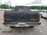 ✅ 1998 GMC Sierra 1500 • VIN: 1GTEK19R2WE559262 • Лот: 62186945. Опубликован ранее на Copart с пробегом 217 981 миль. Бесплатный доступ к архиву аукционных продаж из США и подробный отчёт об истории автомобиля на DreamBid. Изображение 6.