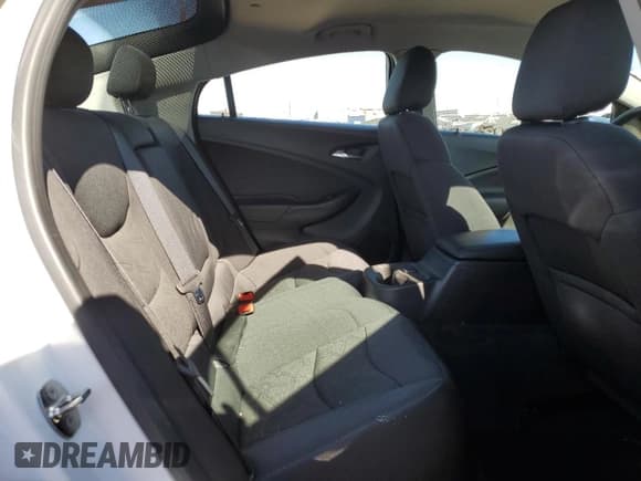 ✅ 2018 Chevrolet Volt LT • VIN: 1G1RC6S5XJU111605 • Lot: 81420663. Wystawiony na Copart z przebiegiem 44 725 mil. Bezpłatny archiwum sprzedaży aukcyjnych z USA i szczegółowy raport historii pojazdu na DreamBid. Zdjęcie 10.