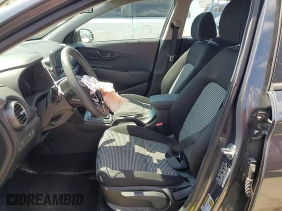 2019 Hyundai Kona SE с VIN KM8K12AA9KU259733, выставлен на аукционе Copart как лот 45236563 с пробегом 49 703 миль миль и . История ставок и продаж доступна на DreamBid. Изображение 7.