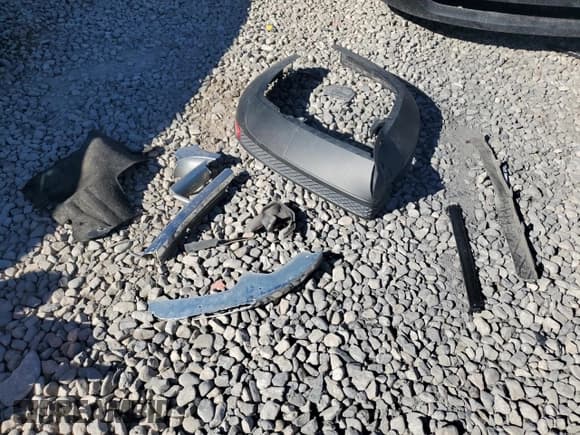 ✅ 2012 Ford Focus Titanium • VIN: 1FAHP3J29CL174755 • Lot: 81505515. Wystawiony na Copart z przebiegiem 145 293 mil. Bezpłatny archiwum sprzedaży aukcyjnych z USA i szczegółowy raport historii pojazdu na DreamBid. Zdjęcie 12.