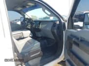 ✅ 2013 Ford F-250 XL • VIN: 1FT7W2B63DEA53794 • Lot: 42545429. Wystawiony na IAAI z przebiegiem 221 399 mil. Bezpłatny archiwum sprzedaży aukcyjnych z USA i szczegółowy raport historii pojazdu na DreamBid. Zdjęcie 5.