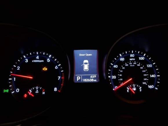 ✅ 2013 Hyundai Santa Fe Sport • VIN: 5XYZTDLBXDG104479 • Лот: 93048665. Опубликован ранее на Copart с пробегом 182 638 миль. Бесплатный доступ к архиву аукционных продаж из США и подробный отчёт об истории автомобиля на DreamBid. Изображение 9.