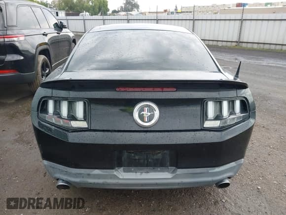 ✅ 2012 Ford Mustang Premium • VIN: 1ZVBP8AM4C5222131 • Lot: 43519035. Listed on IAAI with 124,983 mi. Free auction sales archive from the USA and detailed vehicle history report at DreamBid. Image 16.