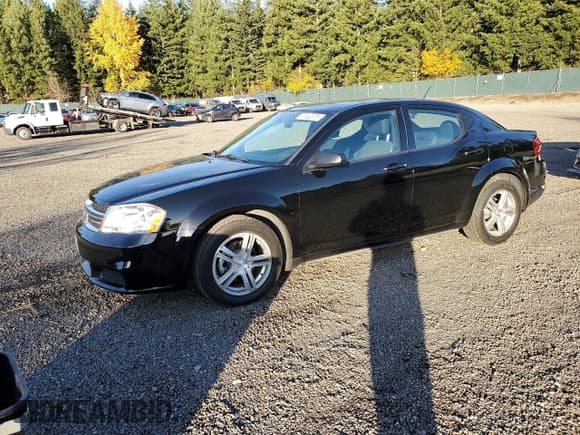 ✅ 2013 Dodge Avenger SE • VIN: 1C3CDZAB9DN583560 • Lot: 91042875. Wystawiony na Copart z przebiegiem 68 221 mil. Bezpłatny archiwum sprzedaży aukcyjnych z USA i szczegółowy raport historii pojazdu na DreamBid. Zdjęcie 1.