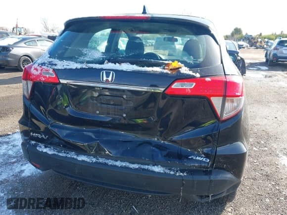 ✅ 2019 Honda HR-V LX • VIN: 3CZRU6H32KG734483 • Lot: 43618695. Wystawiony na IAAI z przebiegiem Nie podano. Bezpłatny archiwum sprzedaży aukcyjnych z USA i szczegółowy raport historii pojazdu na DreamBid. Zdjęcie 6.