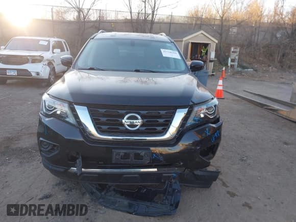 ✅ 2018 Nissan Pathfinder SL • VIN: 5N1DR2MM6JC659079 • Lot: 43738260. Listed on IAAI with 88,480 mi. Free auction sales archive from the USA and detailed vehicle history report at DreamBid. Image 12.