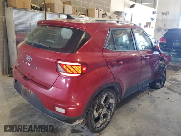 ✅ 2022 Hyundai Venue Limited • VIN: KMHRC8A34NU192671 • Lot: 87674705. Listed on Copart with 23,612 mi. Free auction sales archive from the USA and detailed vehicle history report at DreamBid. Image 3.
