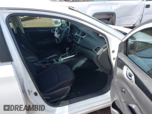 ✅ 2017 Nissan Sentra SL • VIN: 3N1AB7AP8HY362794 • Lot: 43713832. Listed on IAAI with 107,265 mi. Free auction sales archive from the USA and detailed vehicle history report at DreamBid. Image 5.