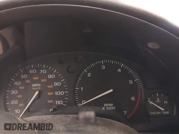 ✅ 1999 Saturn SL • VIN: 1G8ZH5289XZ333314 • Lot: 43857932. Wystawiony na IAAI z przebiegiem Nie podano. Bezpłatny archiwum sprzedaży aukcyjnych z USA i szczegółowy raport historii pojazdu na DreamBid. Zdjęcie 7.