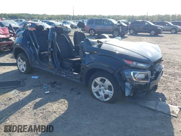 2020 Hyundai Venue SE with VIN KMHRB8A32LU039478, listed as a IAAI auction lot 43167660 with 57,652 mi miles and . Bid and sale history available at DreamBid. Image 1.