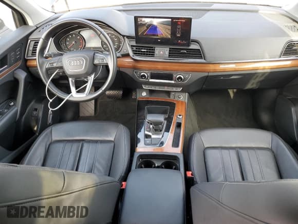 ✅ 2023 Audi Q5 Premium • VIN: WA1ABAFYXP2014370 • Lot: 66169905. Wystawiony na Copart z przebiegiem 34 594 mil. Bezpłatny archiwum sprzedaży aukcyjnych z USA i szczegółowy raport historii pojazdu na DreamBid. Zdjęcie 8.