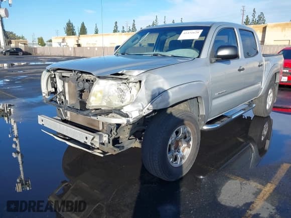 ✅ 2007 Toyota Tacoma PreRunner • VIN: 5TEJU62N37Z346817 • Lot: 41431628. Listed on IAAI with 214,427 mi. Free auction sales archive from the USA and detailed vehicle history report at DreamBid. Image 2.