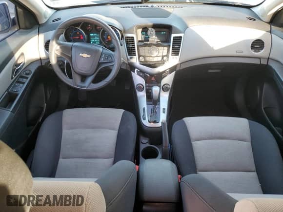 2016 Chevrolet Cruze LS с VIN 1G1PC5SH4G7182897, выставлен на аукционе Copart как лот 87116995 с пробегом 47 536 миль миль и Списание • Salvage title. История ставок и продаж доступна на DreamBid. Изображение 8.