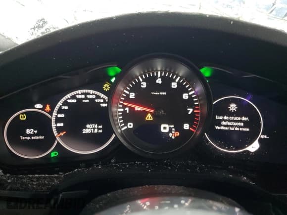 ✅ 2022 Porsche Cayenne S • VIN: WP1AB2AY8NDA31722 • Lot: 71657414. Listed on Copart with 9,074 mi. Free auction sales archive from the USA and detailed vehicle history report at DreamBid. Image 9.