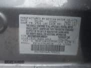 ✅ 2024 Nissan Versa S • VIN: 3N1CN8DV6RL900231 • Lot: 43737116. Wystawiony na IAAI z przebiegiem 26 367 mil. Bezpłatny archiwum sprzedaży aukcyjnych z USA i szczegółowy raport historii pojazdu na DreamBid. Zdjęcie 9.