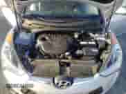 2017 Hyundai Veloster z VIN KMHTC6AD4HU315098, wystawiony jako Copart lot #48684603 z przebiegiem 20 355 mil mil oraz . Historia ofert i sprzedaży dostępna na DreamBid. Obrazek 11.