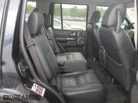 ✅ 2005 Land Rover LR3 HSE • VIN: SALAG25495A338952 • Лот: 60673495. Опубликован ранее на Copart с пробегом 203 121 миль. Бесплатный доступ к архиву аукционных продаж из США и подробный отчёт об истории автомобиля на DreamBid. Изображение 11.