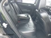 ✅ 2016 Chrysler 300 Touring • VIN: 2C3CCAAG7GH141793 • Lot: 43292102. Wystawiony na IAAI z przebiegiem 117 699 mil. Bezpłatny archiwum sprzedaży aukcyjnych z USA i szczegółowy raport historii pojazdu na DreamBid. Zdjęcie 8.