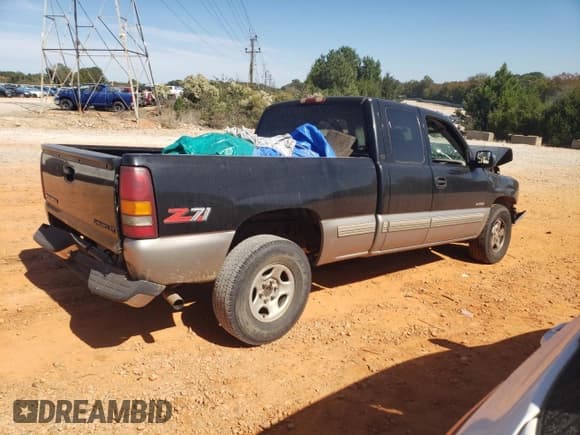 ✅ 2000 Chevrolet Silverado 1500 LS • VIN: 1GCEK19T9YZ218481 • Лот: 75997994. Опубликован ранее на Copart с пробегом Не указан. Бесплатный доступ к архиву аукционных продаж из США и подробный отчёт об истории автомобиля на DreamBid. Изображение 3.
