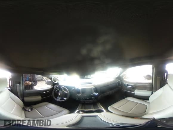 ✅ 2021 Chevrolet Silverado 1500 LTZ • VIN: 3GCPWEED1MG323948 • Lot: 71761964. Wystawiony na Copart z przebiegiem 61 824 mil. Bezpłatny archiwum sprzedaży aukcyjnych z USA i szczegółowy raport historii pojazdu na DreamBid. Zdjęcie 13.