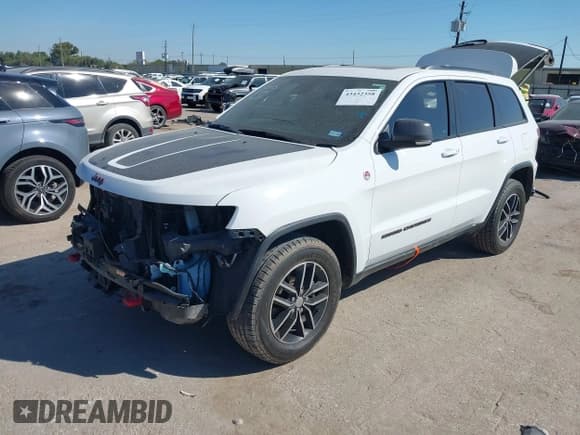✅ 2018 Jeep Grand Cherokee Trailhawk • VIN: 1C4RJFLG5JC457760 • Lot: 43432358. Listed on IAAI with 45,913 mi. Free auction sales archive from the USA and detailed vehicle history report at DreamBid. Image 2.