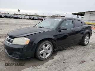 ✅ 2013 Dodge Avenger SE • VIN: 1C3CDZAB7DN657901 • Лот: 41857885. Опубликован ранее на Copart с пробегом 142 128 миль. Бесплатный доступ к архиву аукционных продаж из США и подробный отчёт об истории автомобиля на DreamBid. Изображение 1.
