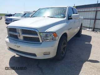 ✅ 2009 Dodge 1500 SLT • VIN: 1D3HB13T89S815483 • Lot: 41735568. Wystawiony na IAAI z przebiegiem 231 526 mil. Bezpłatny archiwum sprzedaży aukcyjnych z USA i szczegółowy raport historii pojazdu na DreamBid. Zdjęcie 2.