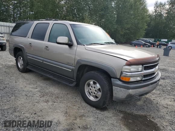 ✅ 2000 Chevrolet Suburban LS • VIN: 3GNFK16T0YG206798 • Лот: 69590985. Опубликован ранее на Copart с пробегом 262 502 миль. Бесплатный доступ к архиву аукционных продаж из США и подробный отчёт об истории автомобиля на DreamBid. Изображение 4.