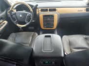 ✅ 2007 Chevrolet Suburban LT • VIN: 1GNFK163X7J347732 • Lot: 78811884. Wystawiony na Copart z przebiegiem 260 651 mil. Bezpłatny archiwum sprzedaży aukcyjnych z USA i szczegółowy raport historii pojazdu na DreamBid. Zdjęcie 8.