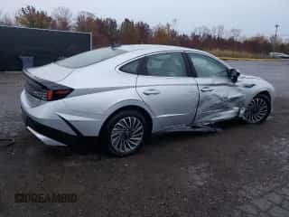 2025 Hyundai Sonata SEL with VIN KMHL34JJ0SA123146, listed as a Copart auction lot 90739255 with 19,204 mi miles and Clean title. Bid and sale history available at DreamBid. Image 3.