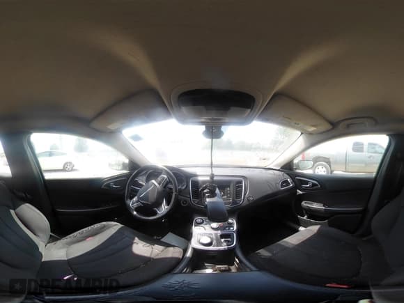 ✅ 2016 Chrysler 200 Limited • VIN: 1C3CCCAB2GN110684 • Лот: 42517312. Опубликован ранее на IAAI с пробегом 139 916 миль. Бесплатный доступ к архиву аукционных продаж из США и подробный отчёт об истории автомобиля на DreamBid. Изображение 23.