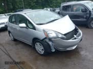 ✅ 2013 Honda Fit • VIN: JHMGE8G38DC007960 • Lot: 42619224. Wystawiony na IAAI z przebiegiem 29 675 mil. Bezpłatny archiwum sprzedaży aukcyjnych z USA i szczegółowy raport historii pojazdu na DreamBid. Zdjęcie 1.