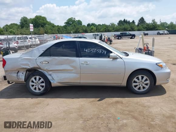 ✅ 2004 Toyota Camry LE • VIN: 4T1BF32K04U588578 • Лот: 42525874. Опубликован ранее на IAAI с пробегом 92 467 миль. Бесплатный доступ к архиву аукционных продаж из США и подробный отчёт об истории автомобиля на DreamBid. Изображение 14.