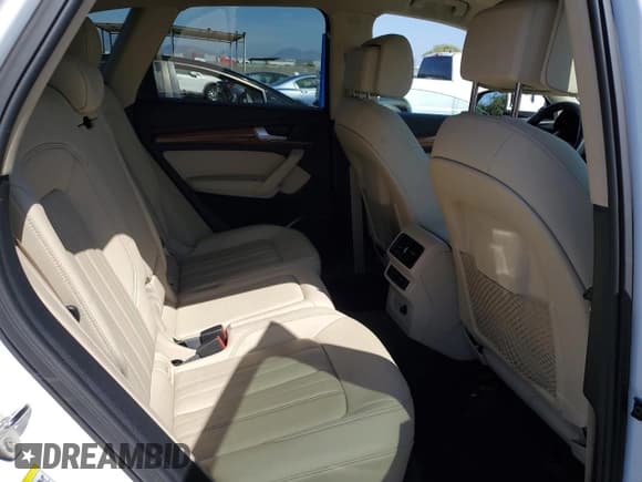 ✅ 2022 Audi Q5 • VIN: WA1GABFY4N2003784 • Lot: 55112175. Listed on Copart with 42,483 mi. Free auction sales archive from the USA and detailed vehicle history report at DreamBid. Image 11.