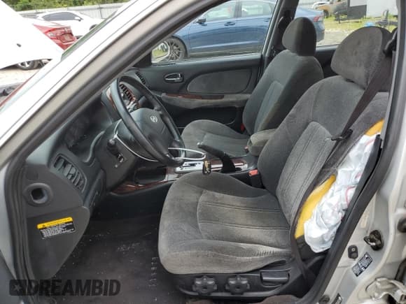 ✅ 2005 Hyundai Sonata GLS • VIN: KMHWF35H75A106421 • Лот: 55405844. Опубликован ранее на Copart с пробегом 96 030 миль. Бесплатный доступ к архиву аукционных продаж из США и подробный отчёт об истории автомобиля на DreamBid. Изображение 7.