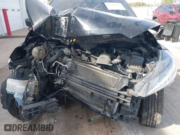 ✅ 2021 Nissan Kicks SV • VIN: 3N1CP5CV4ML504883 • Lot: 43353343. Wystawiony na IAAI z przebiegiem 107 316 mil. Bezpłatny archiwum sprzedaży aukcyjnych z USA i szczegółowy raport historii pojazdu na DreamBid. Zdjęcie 6.