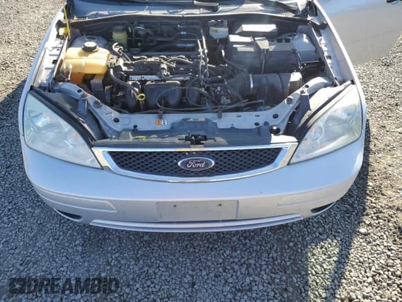 ✅ 2006 Ford Focus S • VIN: 1FAFP34N66W120345 • Lot: 87309565. Wystawiony na Copart z przebiegiem 152 618 mil. Bezpłatny archiwum sprzedaży aukcyjnych z USA i szczegółowy raport historii pojazdu na DreamBid. Zdjęcie 11.