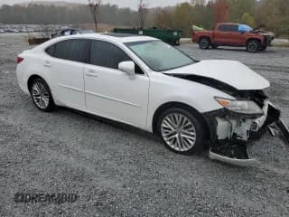 ✅ 2014 Lexus ES 330 • VIN: JTHBK1GG2E2107508 • Лот: 82719875. Опубликован ранее на Copart с пробегом 259 594 миль. Бесплатный доступ к архиву аукционных продаж из США и подробный отчёт об истории автомобиля на DreamBid. Изображение 4.