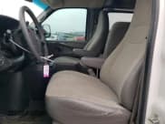 ✅ 2012 Chevrolet Express Passenger 1LT • VIN: 1GAZGYFG8C1174282 • Lot: 86012024. Wystawiony na Copart z przebiegiem 170 680 mil. Bezpłatny archiwum sprzedaży aukcyjnych z USA i szczegółowy raport historii pojazdu na DreamBid. Zdjęcie 7.