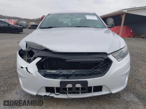 ✅ 2016 Ford Police Interceptor • VIN: 1FAHP2MK1GG122539 • Лот: 43756750. Опубликован ранее на IAAI с пробегом 214 853 миль. Бесплатный доступ к архиву аукционных продаж из США и подробный отчёт об истории автомобиля на DreamBid. Изображение 13.