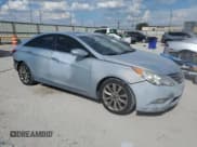 ✅ 2013 Hyundai Sonata SE • VIN: 5NPEC4ACXDH590889 • Lot: 69507154. Listed on Copart with 137,669 mi. Free auction sales archive from the USA and detailed vehicle history report at DreamBid. Image 4.