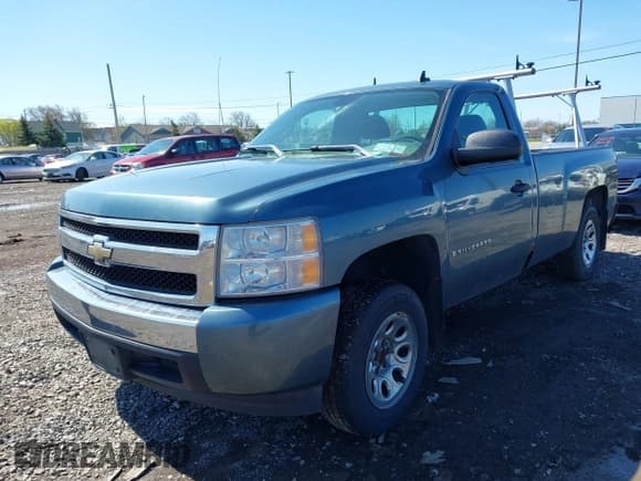 ✅ 2007 Chevrolet Silverado 1500 Work Truck • VIN: 1GCEC14C97E565979 • Лот: 42135328. Опубликован ранее на IAAI с пробегом 94 749 миль. Бесплатный доступ к архиву аукционных продаж из США и подробный отчёт об истории автомобиля на DreamBid. Изображение 2.