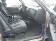 ✅ 2004 Dodge Dakota SLT • VIN: 1D7HG48NX4S596370 • Lot: 41760565. Listed on IAAI with 232,409 mi. Free auction sales archive from the USA and detailed vehicle history report at DreamBid. Image 5.